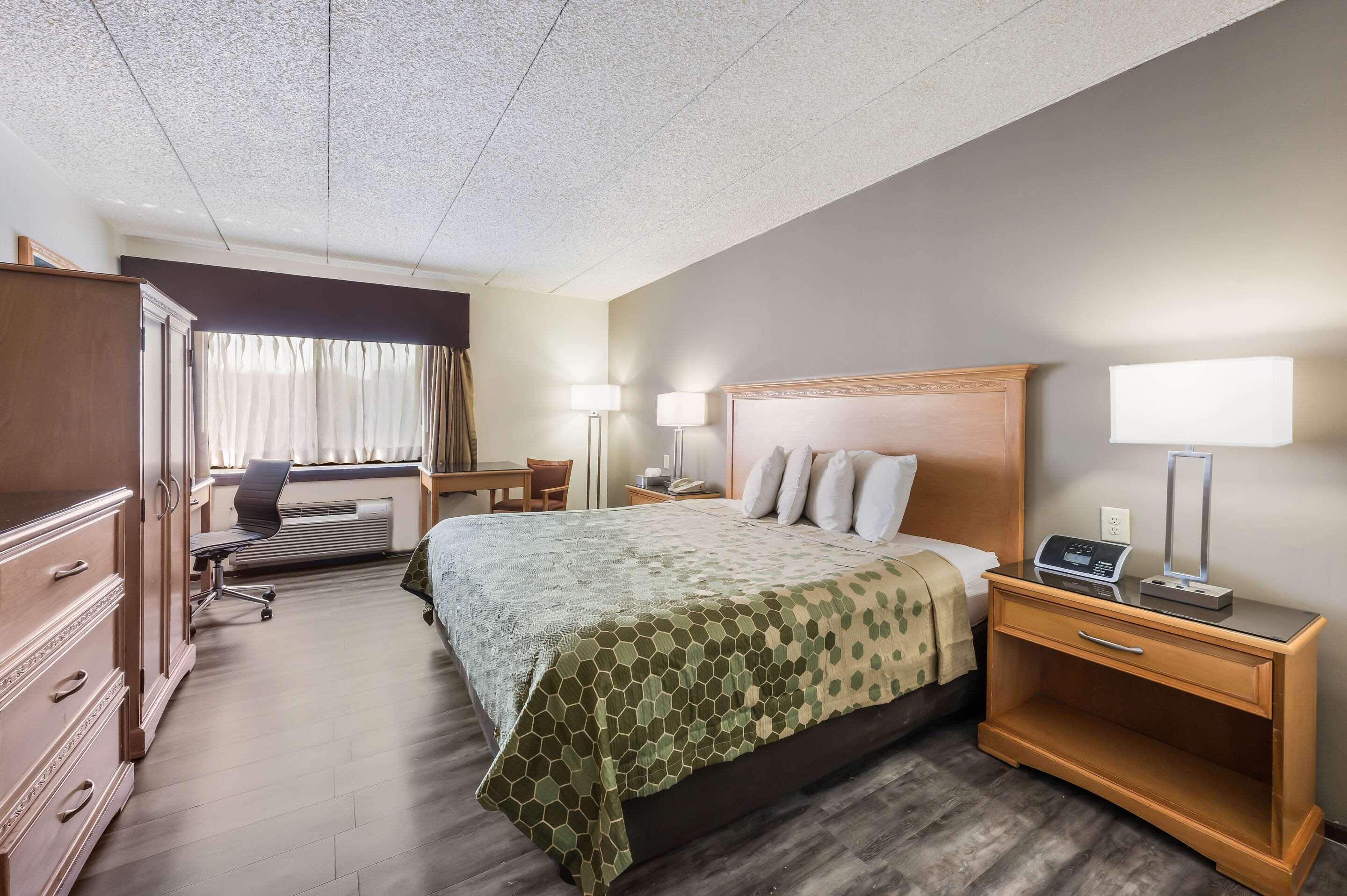 Econo Lodge Quakertown Exterior foto