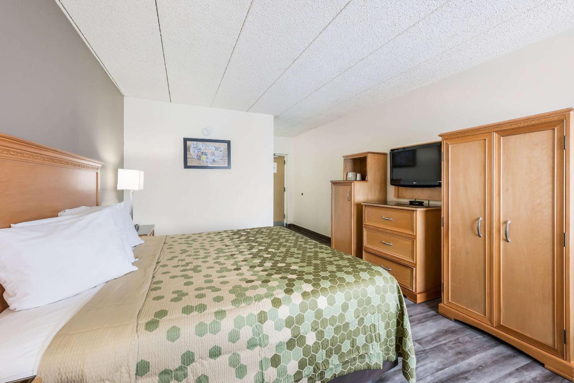 Econo Lodge Quakertown Exterior foto